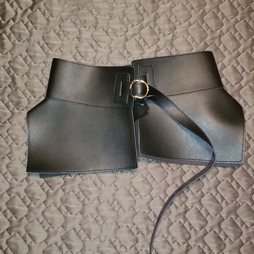 Statement belt